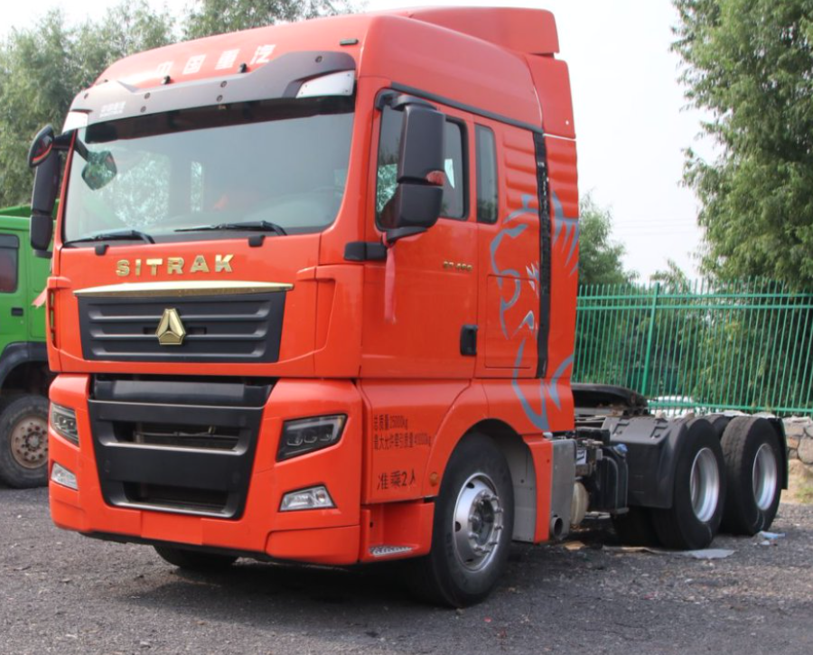 Sitrak Tractor Trucks C7H440 2